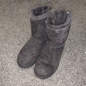 Grey Bailey Bow Ugg’s